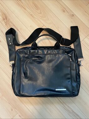 Matt & Nat Black Large Vegan Leather Laptop/Briefcase/Travel/Messenger Bag
